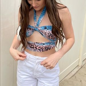 women’s trendy halter top